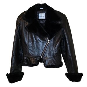 ANDREW MARC Black Leather Jacket‎ with Faux Fur Trim - Size Medium
